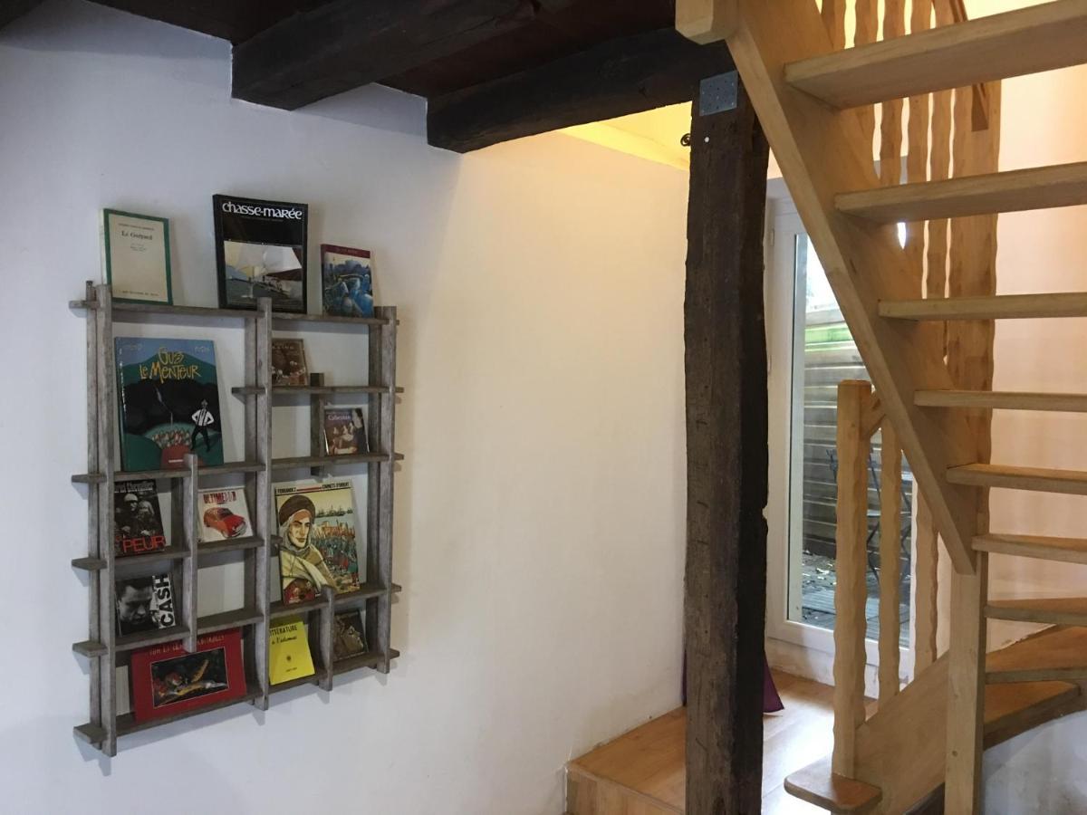 Aux Petits Bonheurs, Gites Culturel A La Roche Bernard Férel Exteriör bild