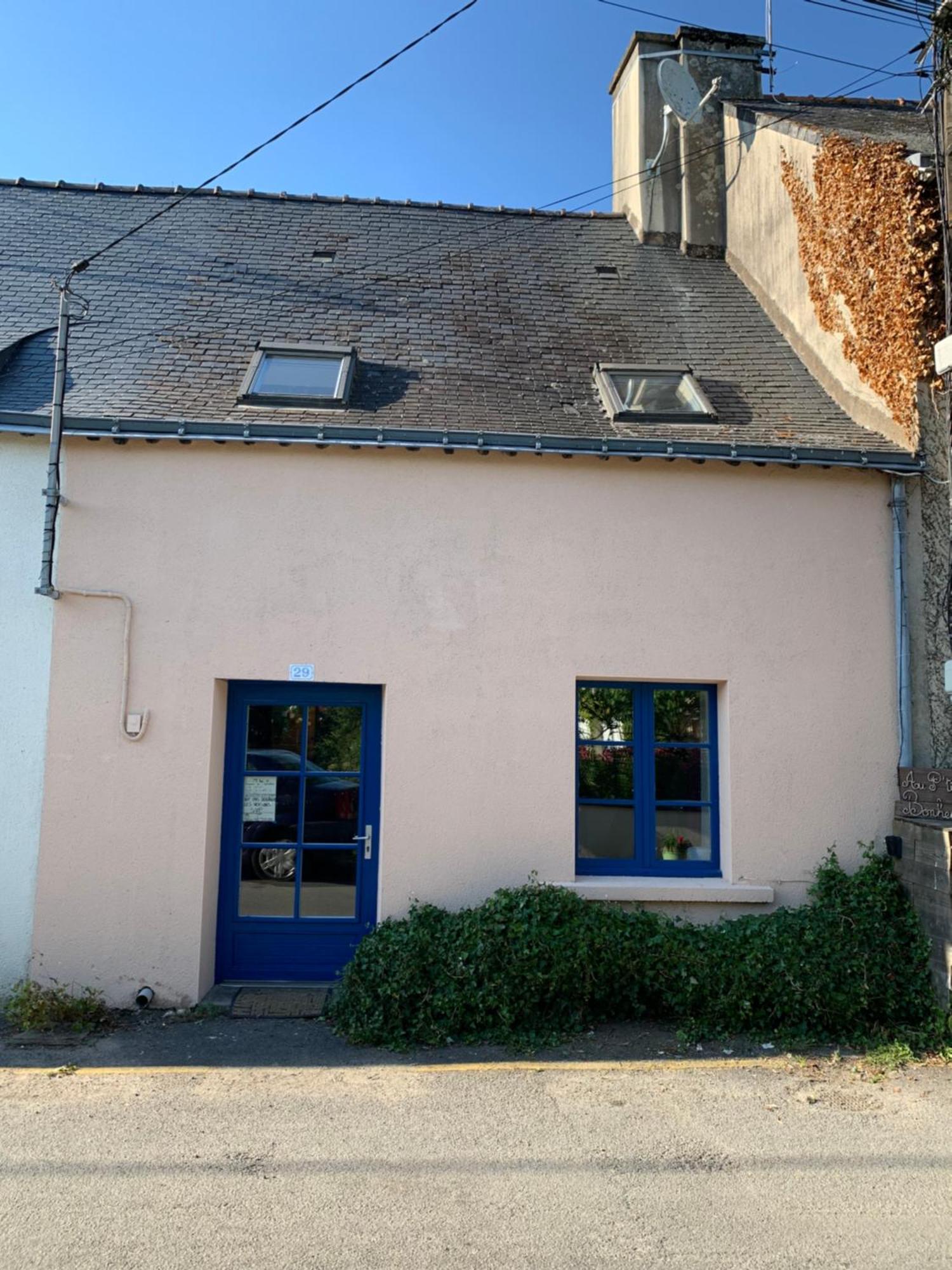 Aux Petits Bonheurs, Gites Culturel A La Roche Bernard Férel Exteriör bild